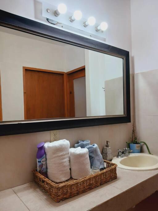 Апартаменты Casa Bahia 2 Blocks Malecon Amaizing Ocean View Ла-Пас Экстерьер фото